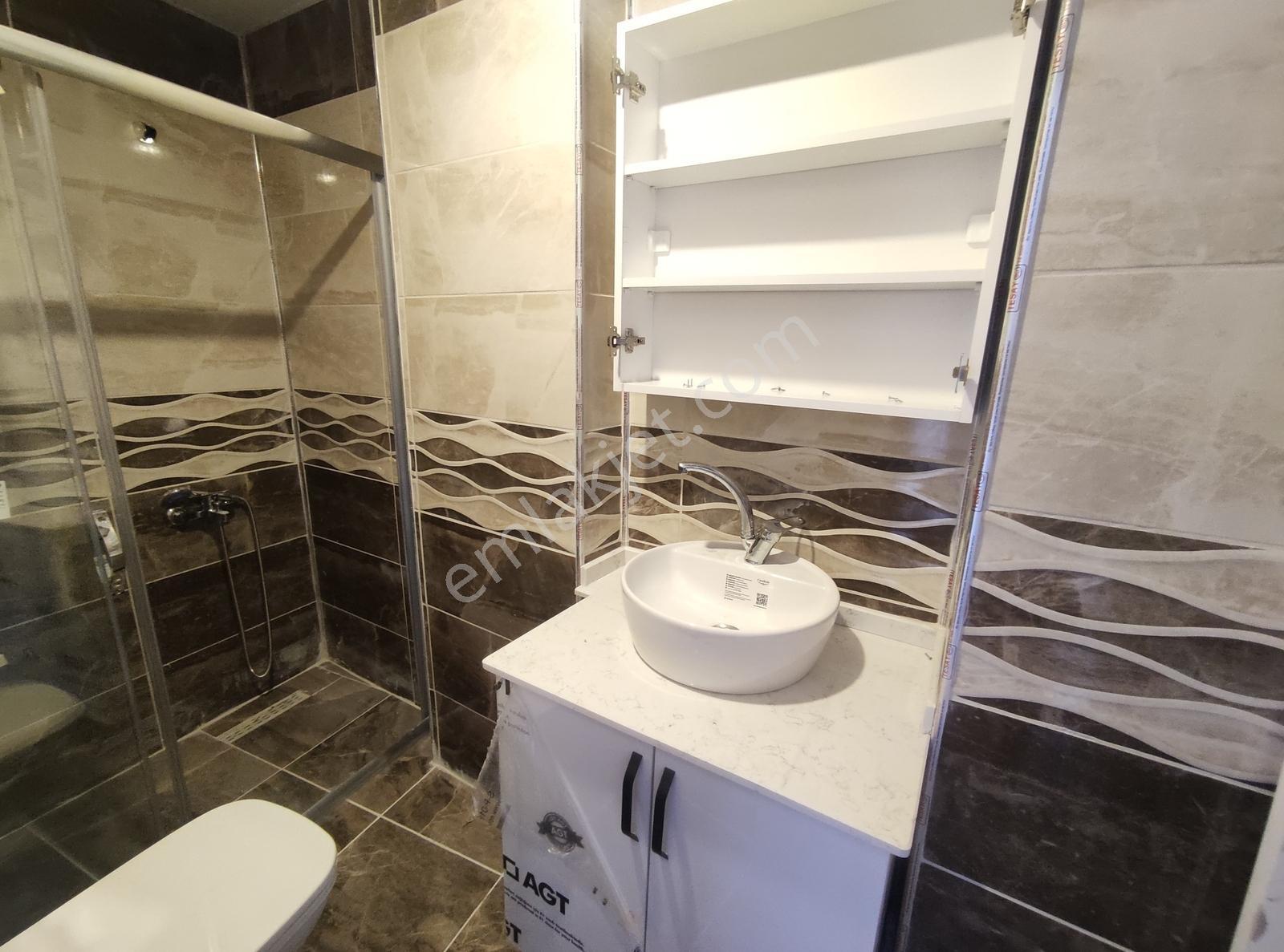 Devlet Hastanesi Civarı Ayrı Mutfaklı Ayçadan Kiralık 1+1 Daire - Görsel 3