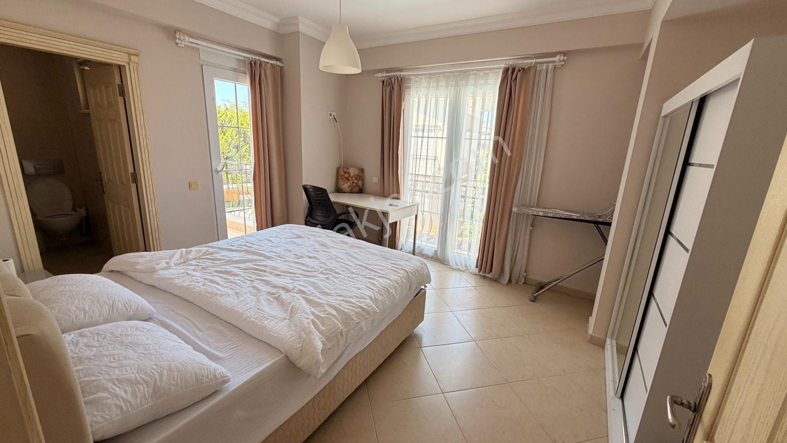 4+1 Lüks Tripleks Villa | Ortak Havuzlu Sitede Full Eşyalı Yaşam - Görsel 21