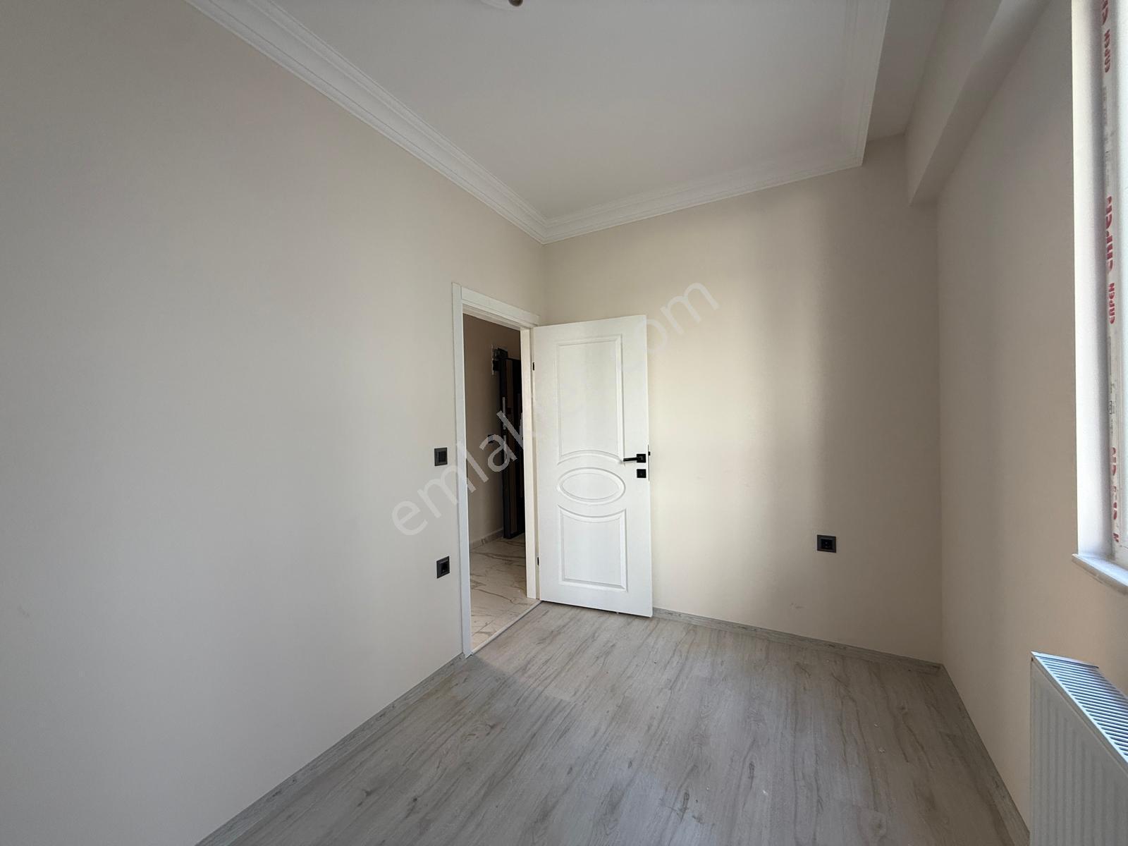 Sıfır İskanı Alınmış Bölgenin En Uygun Mutfak Salon Ayrı 2+1 - Görsel 14