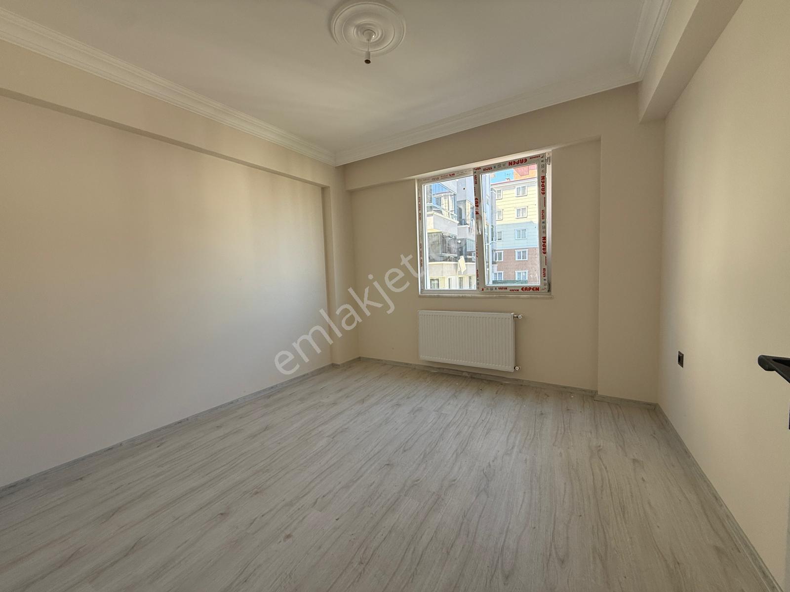 Sıfır İskanı Alınmış Bölgenin En Uygun Mutfak Salon Ayrı 2+1 - Görsel 15