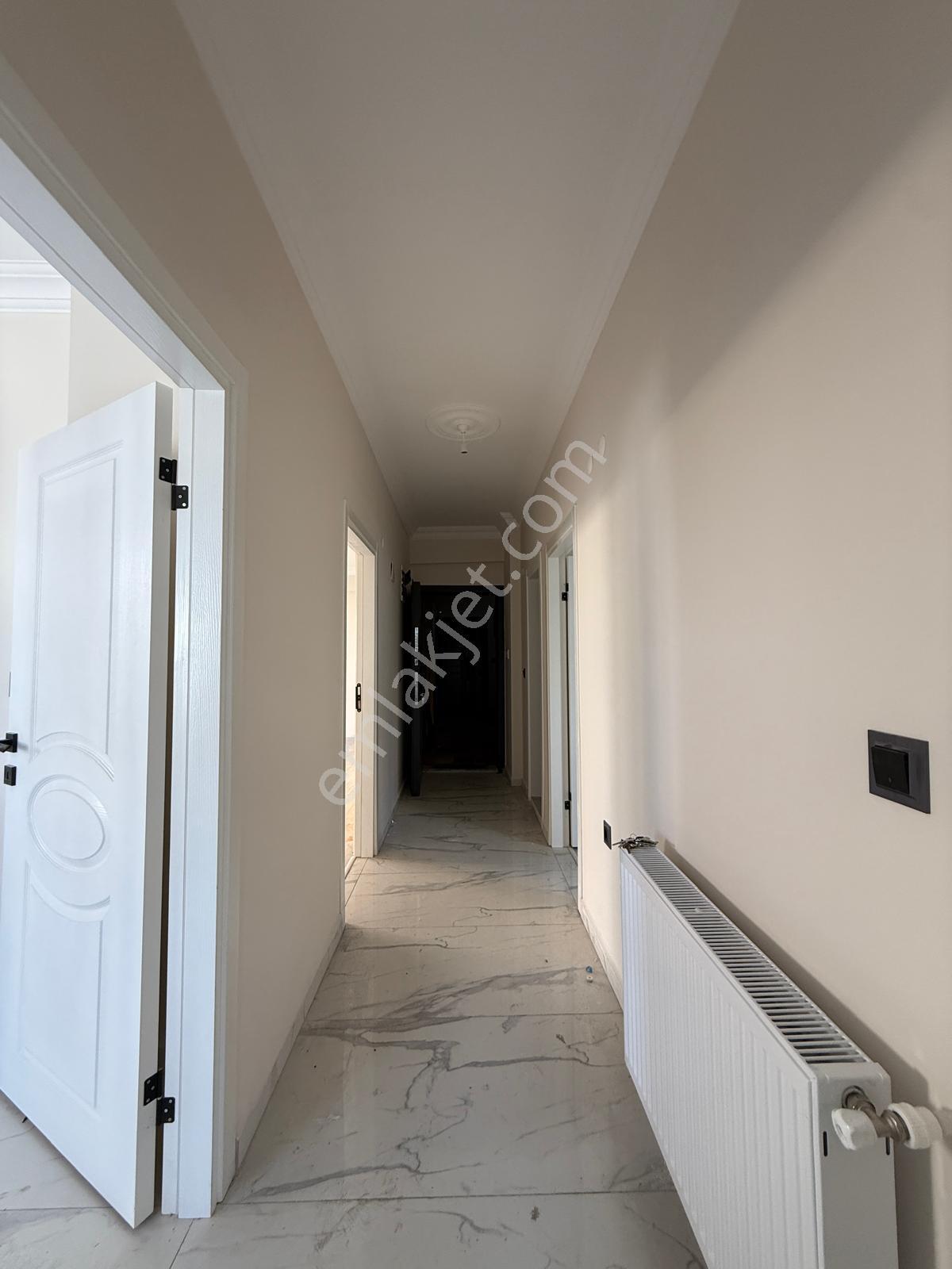 Sıfır İskanı Alınmış Bölgenin En Uygun Mutfak Salon Ayrı 2+1 - Görsel 8