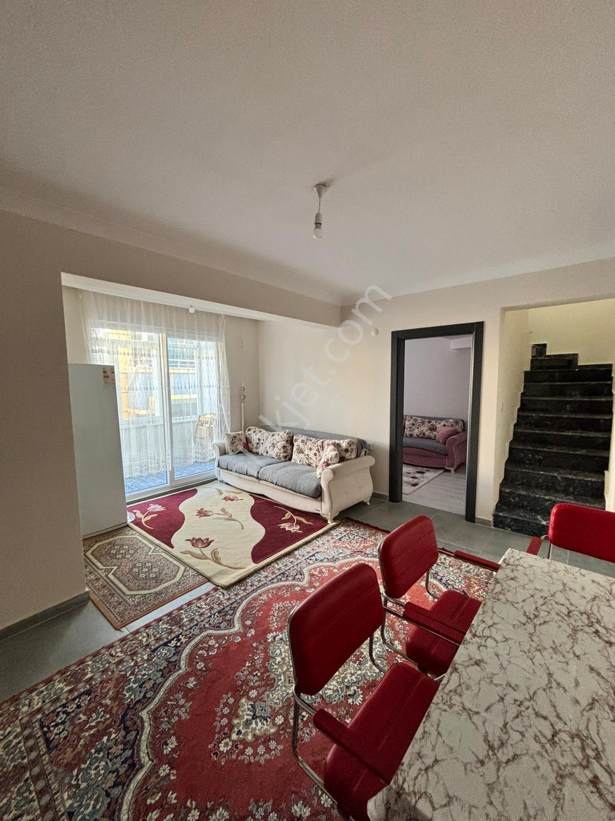 Karacabey / Bayramdere'de Bakımlı 3+1 Dubleks Daire - Görsel 18