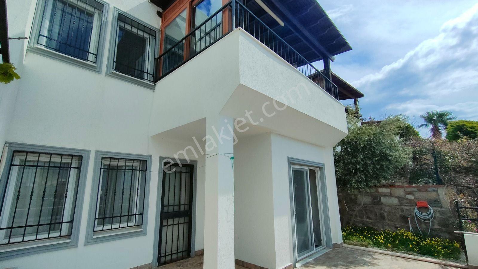 Bodrum Akyarlar Da Denize 500 M Mesafede Site İçinde Ekstra 1+1 Misafir Evi