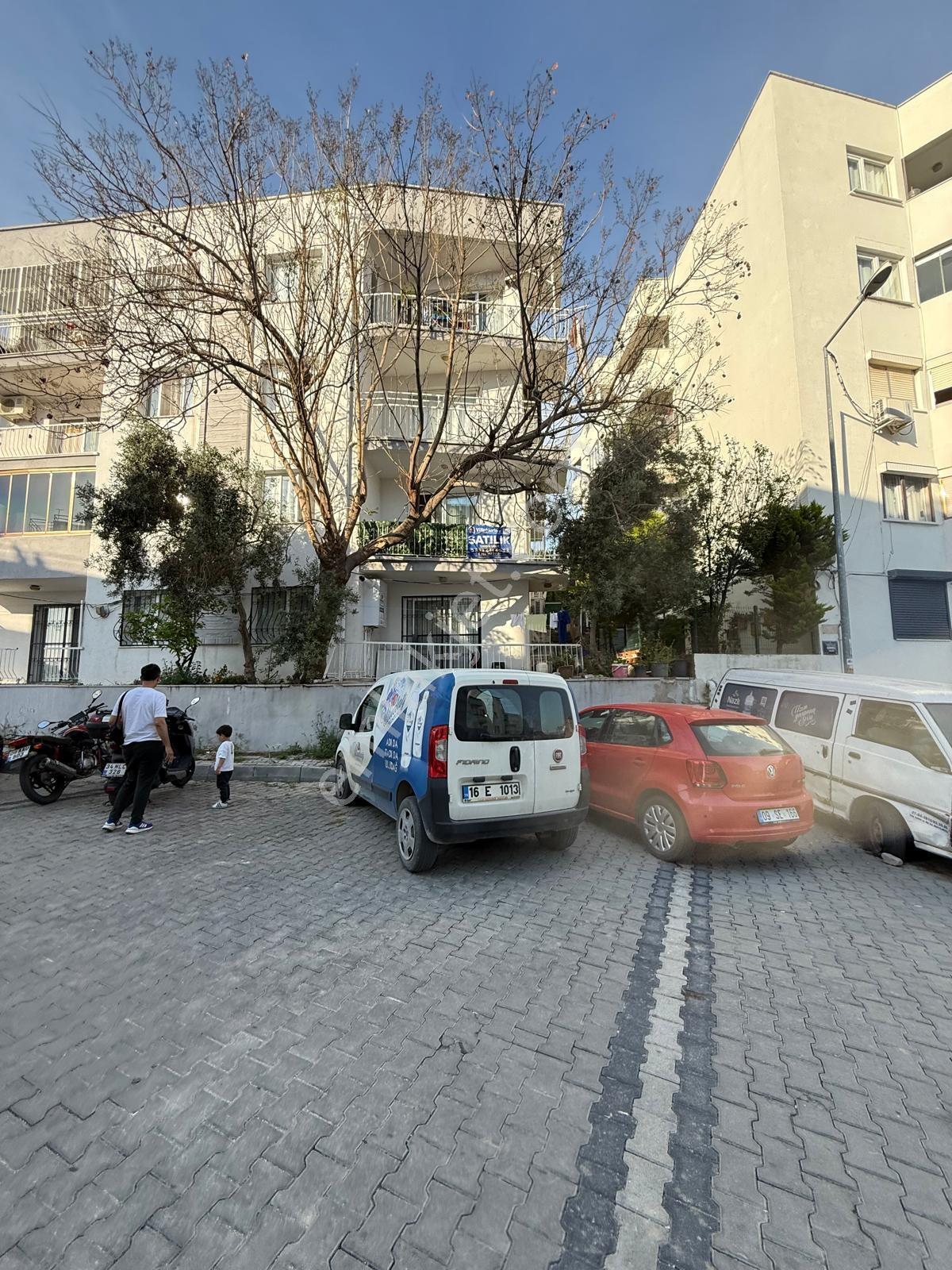Merkezde Ara Kat 2+1 Satılık Daire