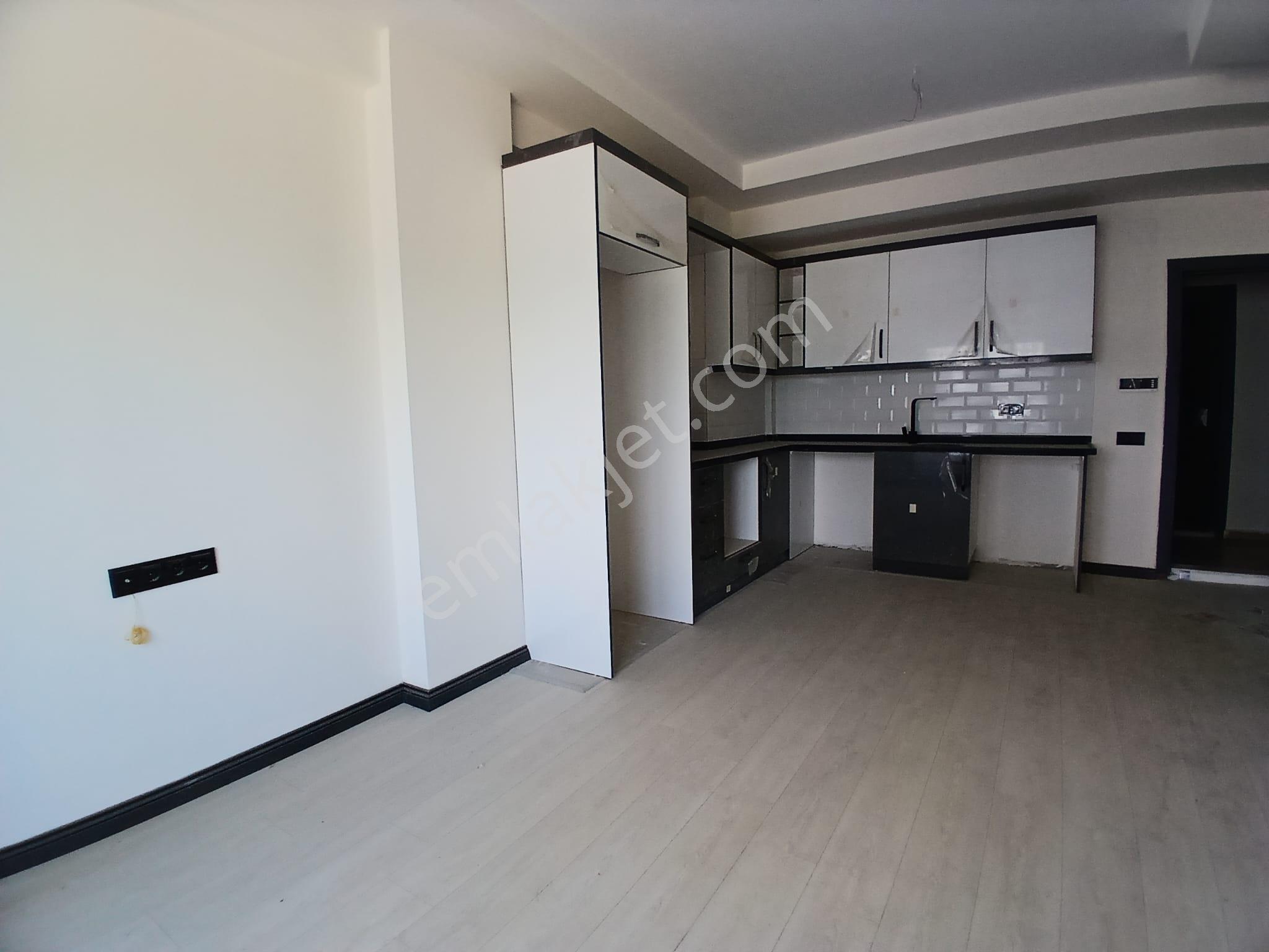 Tece Deniz Mah'de Merkezi Konum'da 1+1 Sıfır Kiralık Daire - Görsel 2