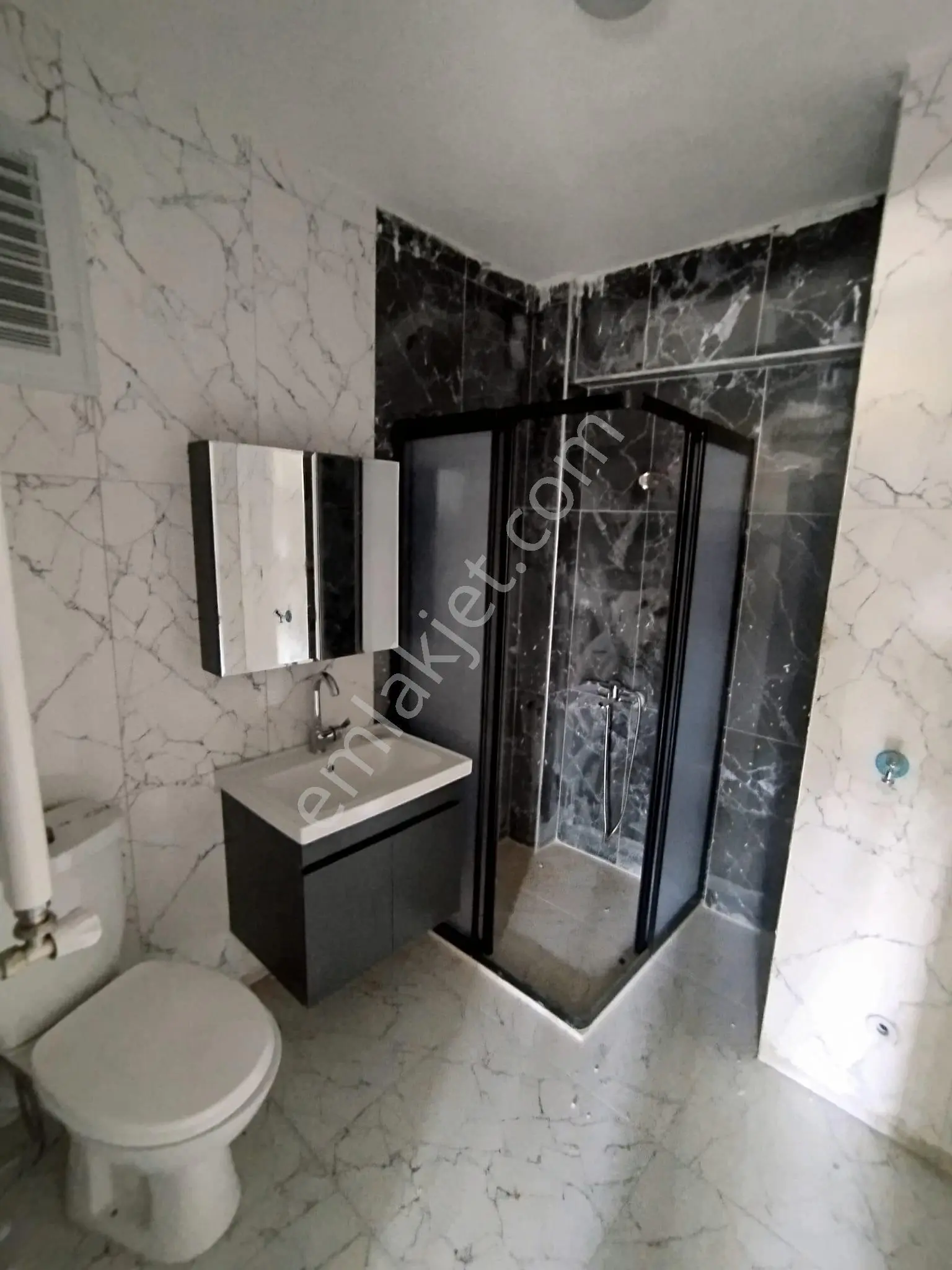 Tekirdağ Muratlı İstiklal Mahallesinde 1+1 Kiralık Daire - Görsel 8