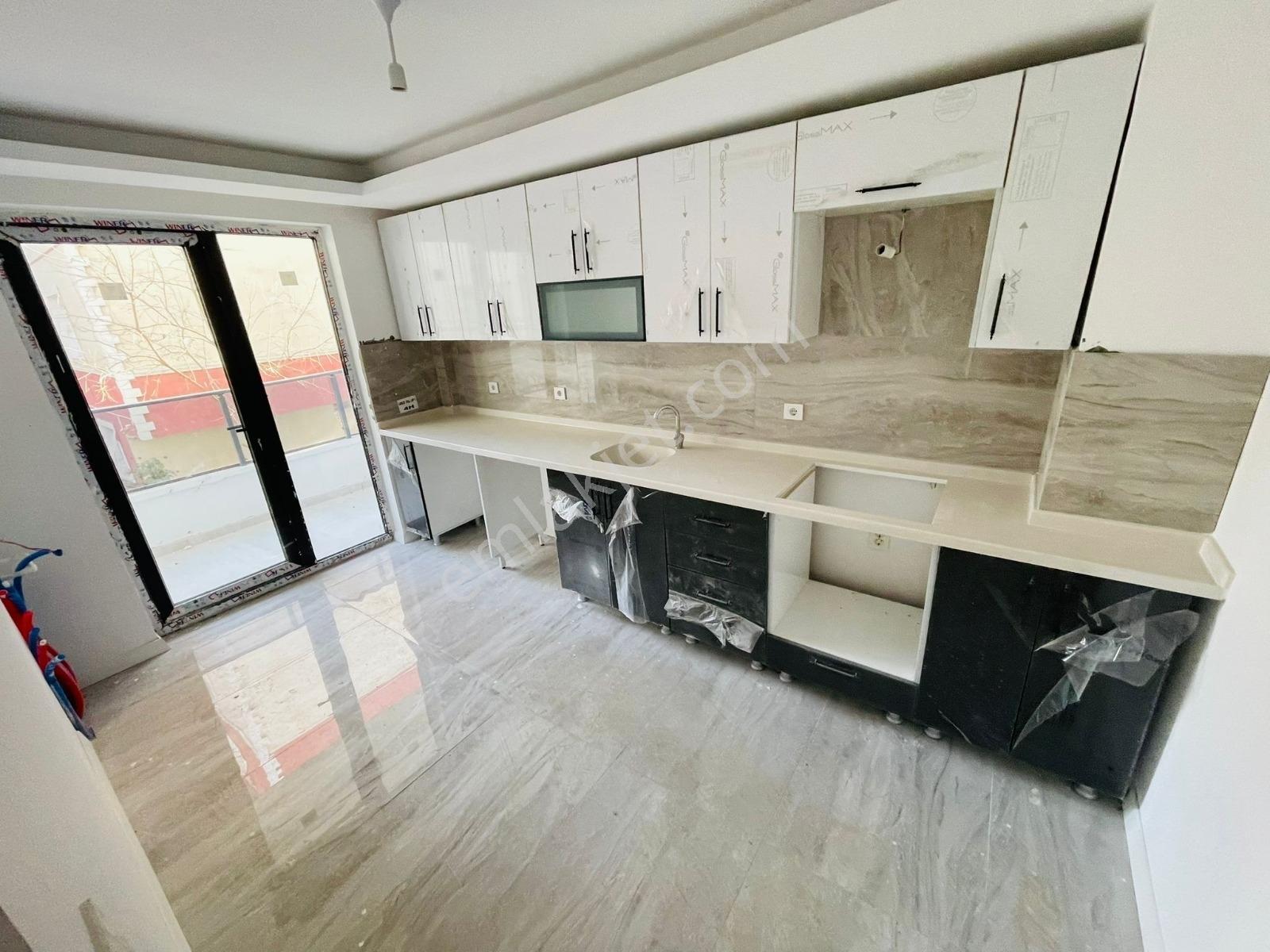 Sincan Plevne Mah 2+1 Sıfır 1.arakat Asansorlü Satılık Daire