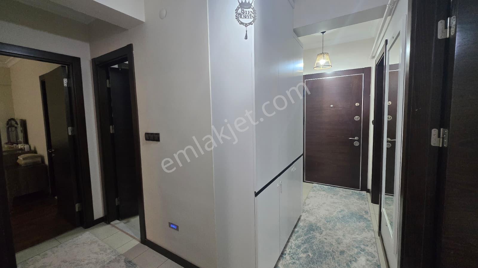 Karabağlar Günaltay Mahallesinde Ercity Sitesinde 3+1 Ebeveyn Banyolu Arakat Satılık Daire - Görsel 8