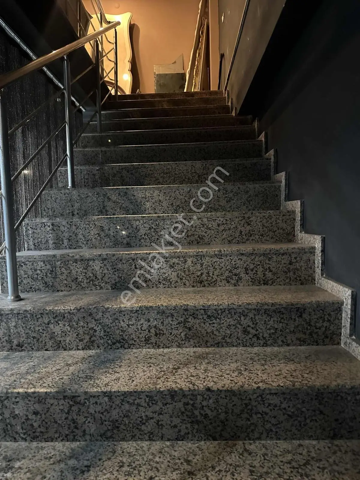 Kısıkköy Mobilyacılar Sitesinde Devren Kiralık Dükkan - Görsel 18