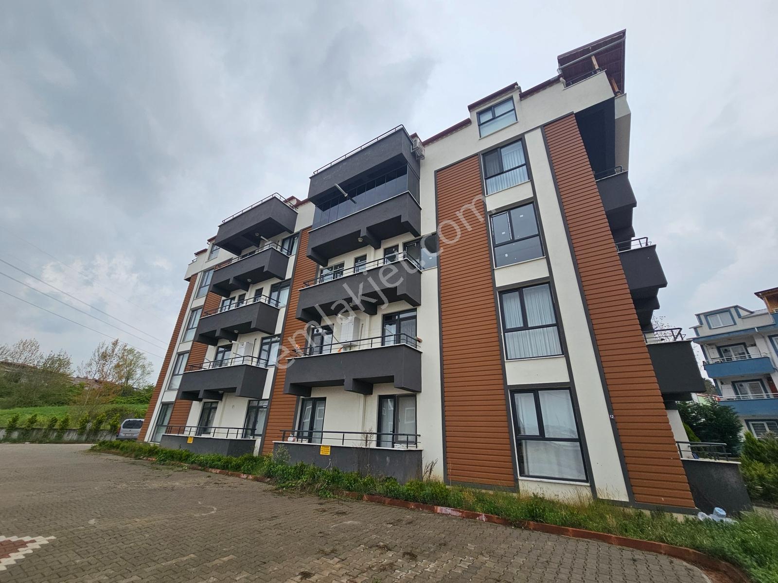 Yeşilyurt Mah'de 2+1 100m² Müstakil Bahçeli Kiralık Daire