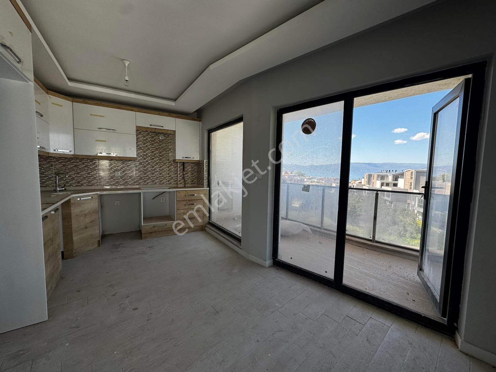 Kurşunlu'da Deniz Manzaralı Satılık Dubleks Daire - Görsel 3