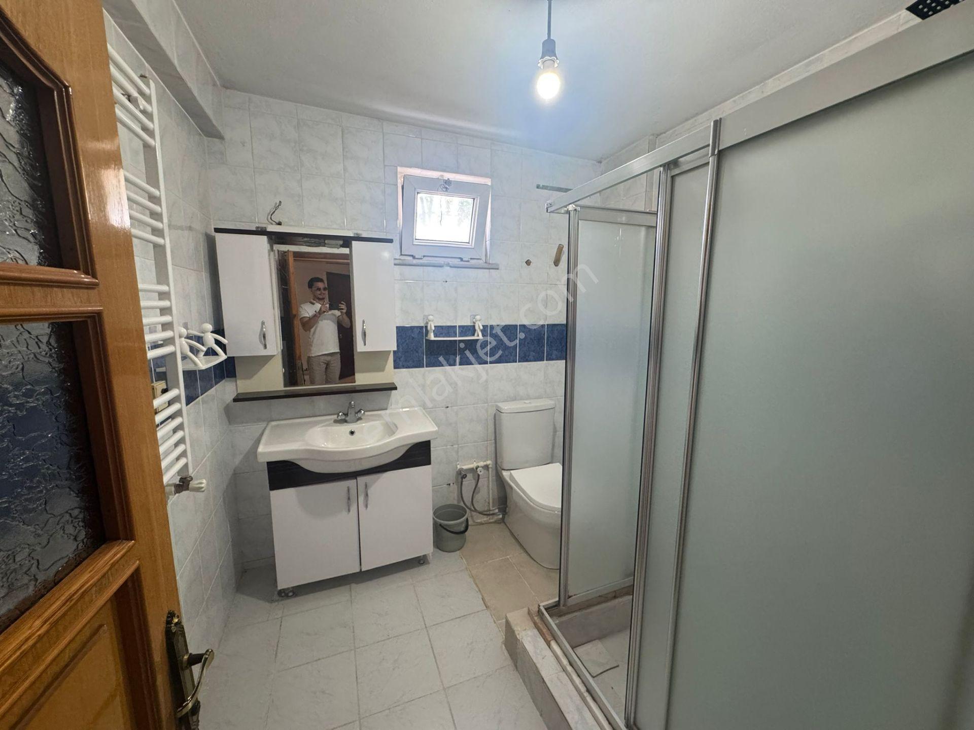 Sultaniye'de Aile Apartmanında 2+1 Bahçe Katı Kiralık Daire - Görsel 9