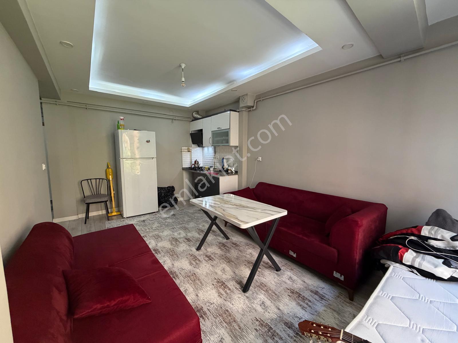 Oscar'dan Seylap Caddesi Yakını Full Eşyalı Asansörlü 1+1 - Görsel 8