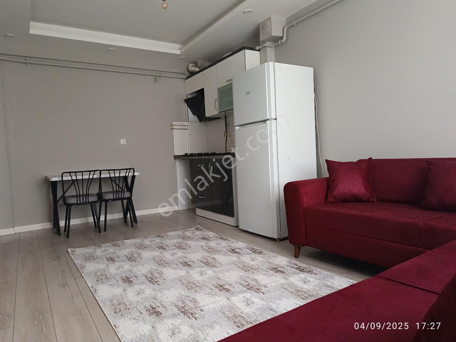 Oscar'dan Seylap Caddesi Yakını Full Eşyalı Asansörlü 1+1 - Görsel 3