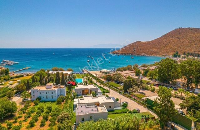 Bodrum Akyarlar Da Kendi Sahili Olan Sitede Kiralık Villa Eşyalı