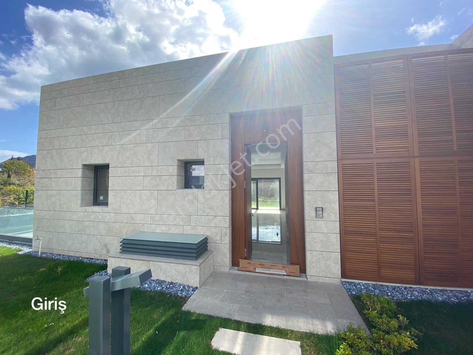 Bodrum Akyarlar Da Kendi Sahili Olan Sitede Kiralık Villa Eşyalı - Görsel 2