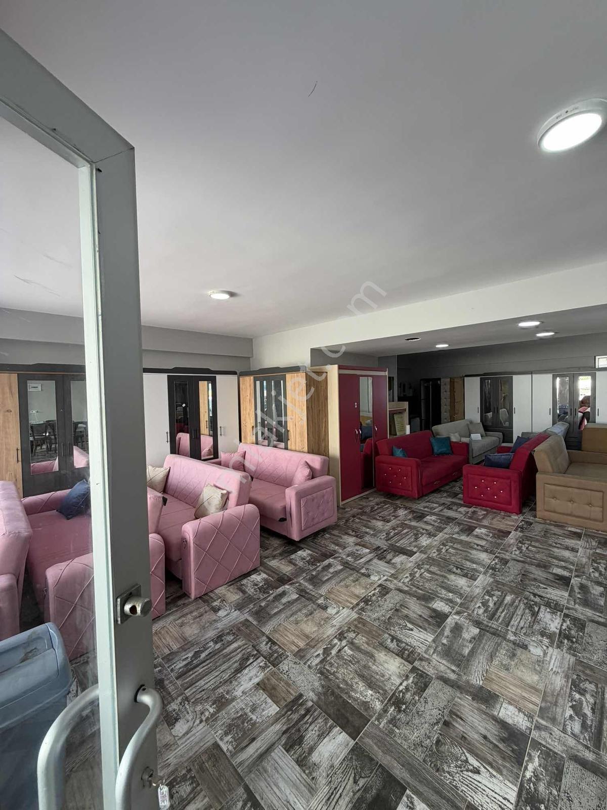 Atakent Kamalı Toki Üzerinde Kiralık İş Yeri - Görsel 8