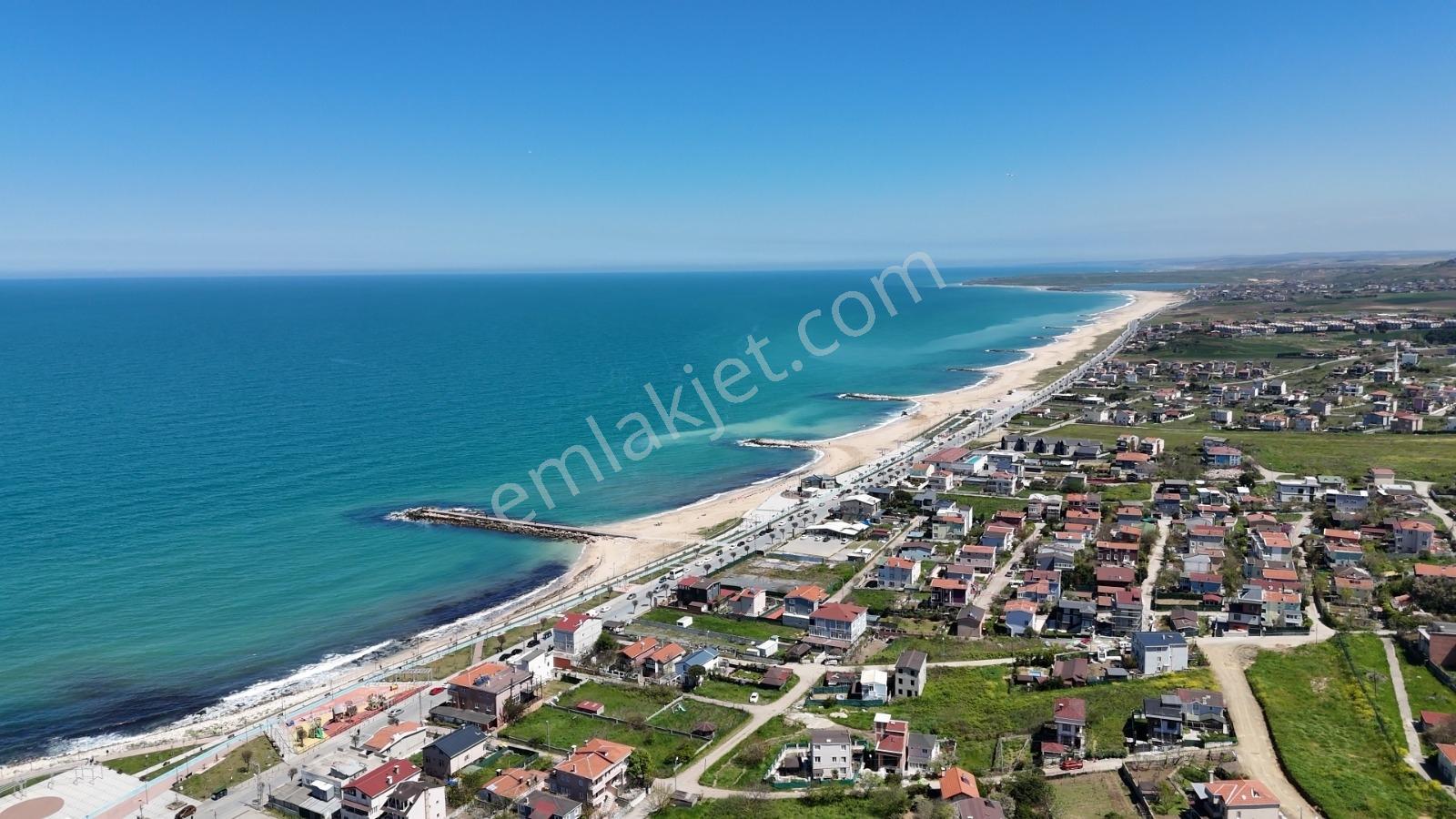 Arnavutköy Karaburun'da Sahile Yakın Satılık Villa - Görsel 34