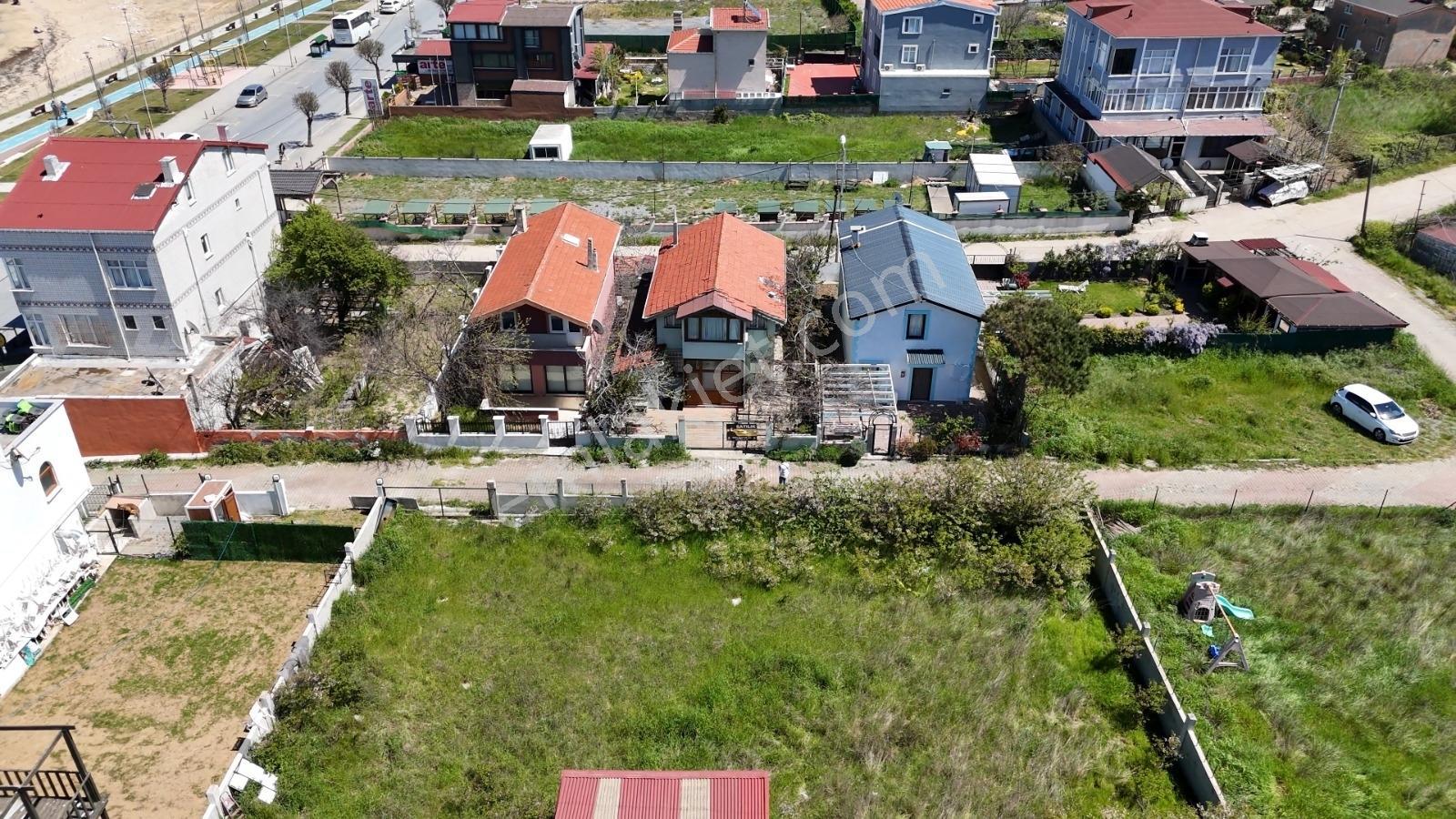 Arnavutköy Karaburun'da Sahile Yakın Satılık Villa - Görsel 7