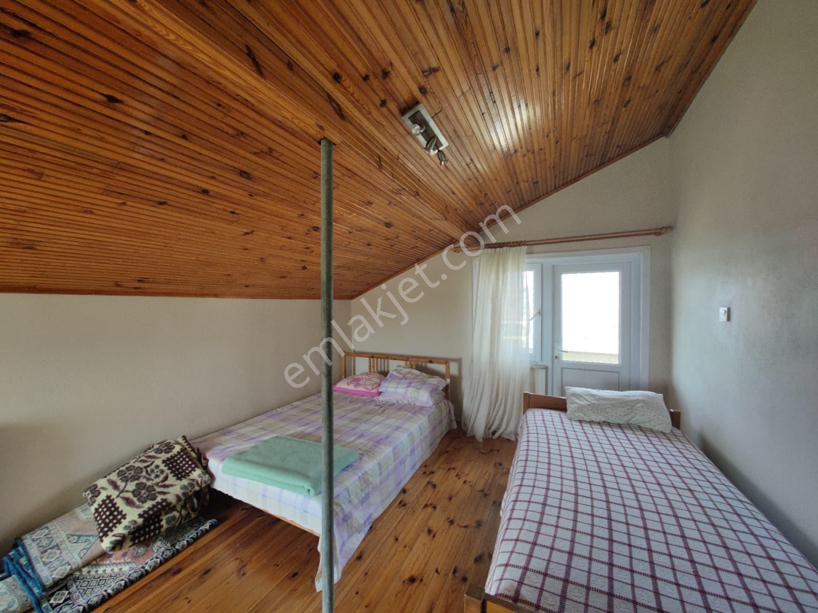 Arnavutköy Karaburun'da Deniz Manzaralı Satılık Villa - Görsel 33