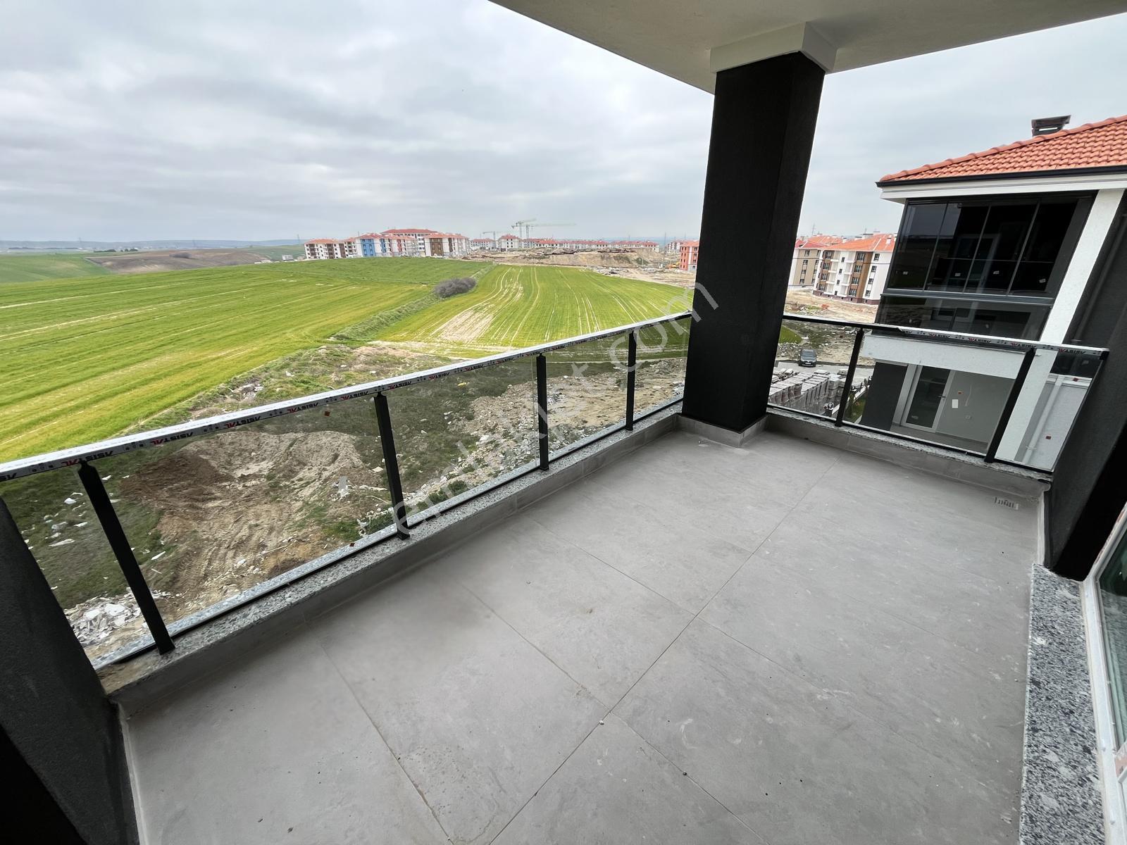 Molla Team Emlak | Havuzlu | Güvenlikli | Everest2 Sitesi | 2+1 - Görsel 24
