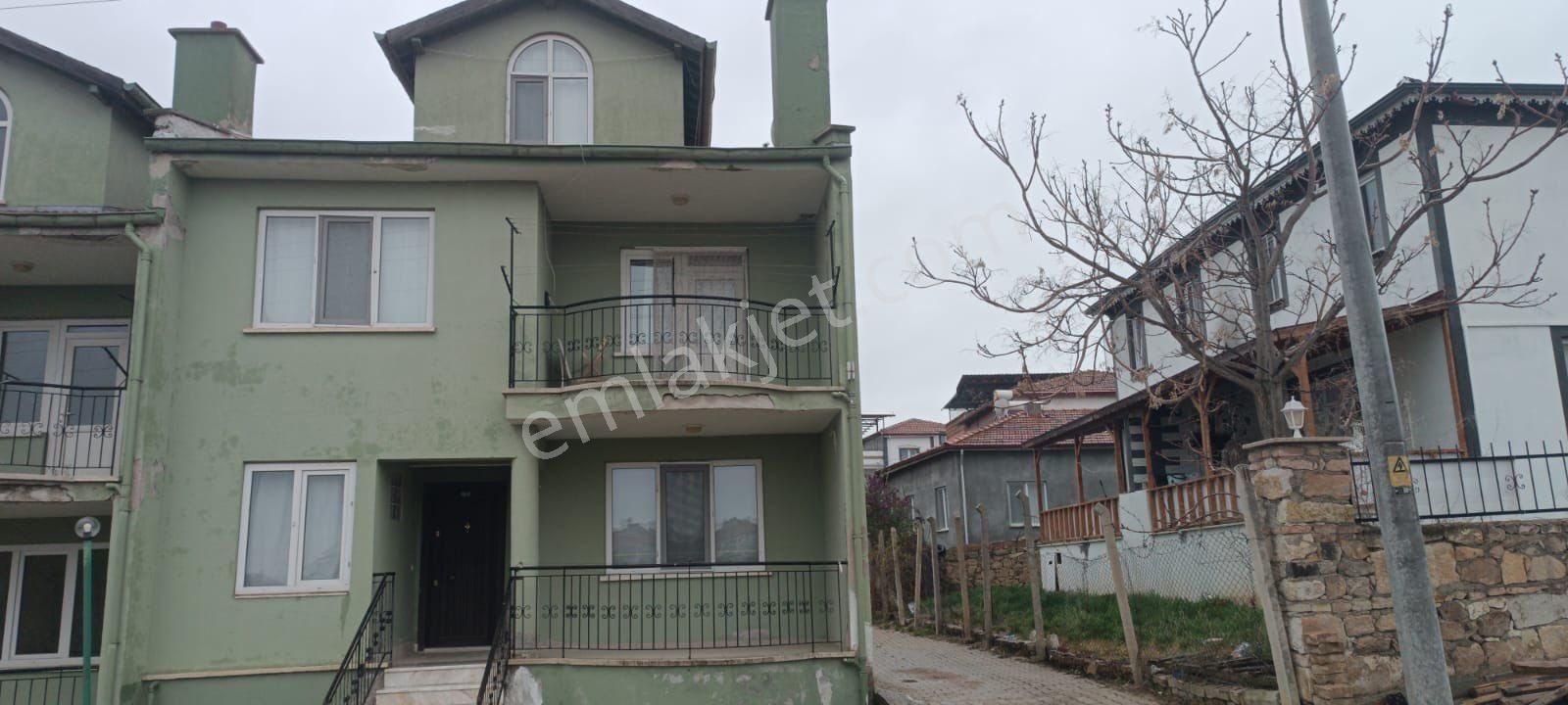 Termal Havuzlu-eşyalı 3+1 Satılık Triplkes Konut
