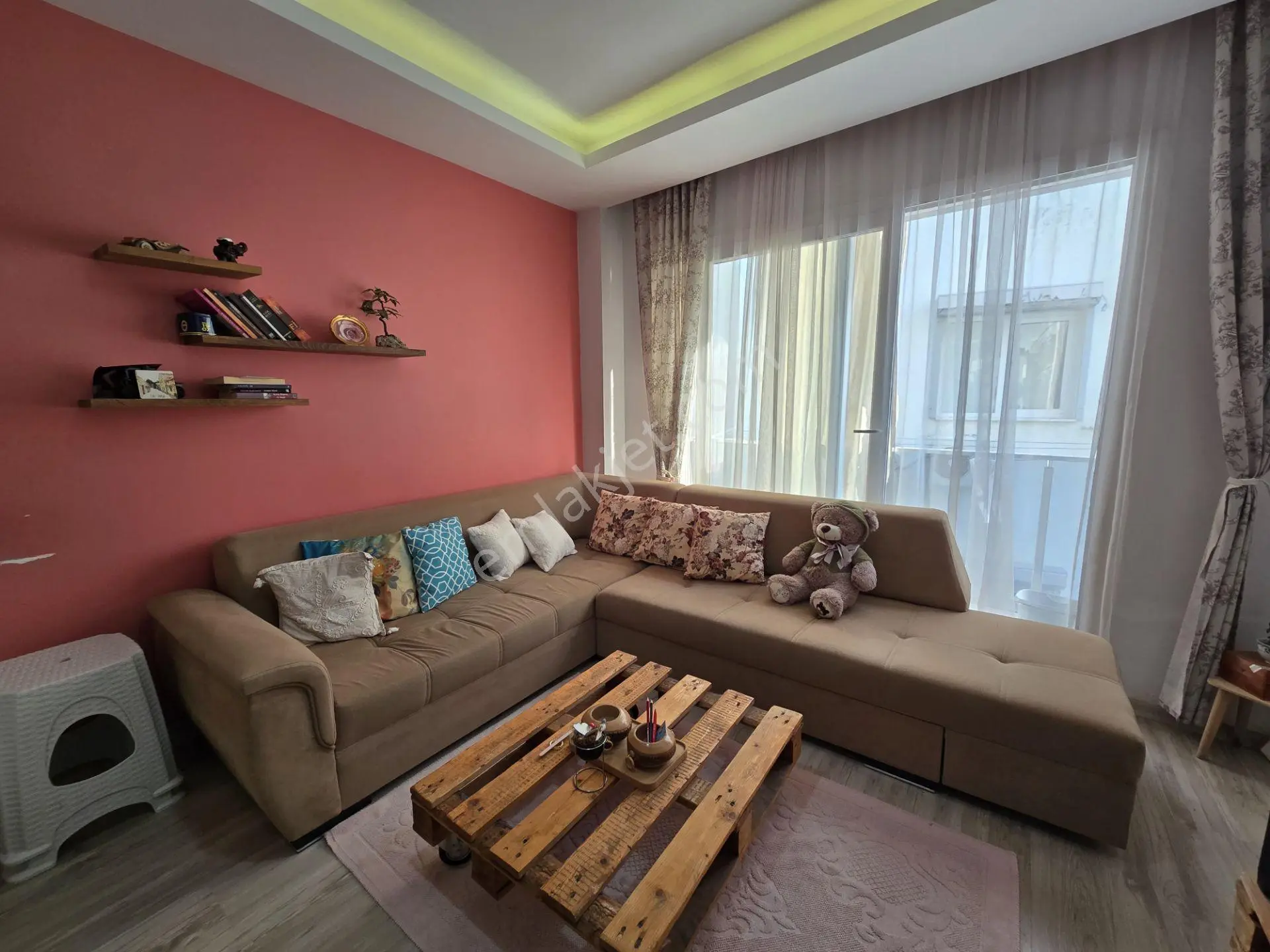 Tam Merkezde 1+1 Eşyalı Kiralık Daire - Görsel 4