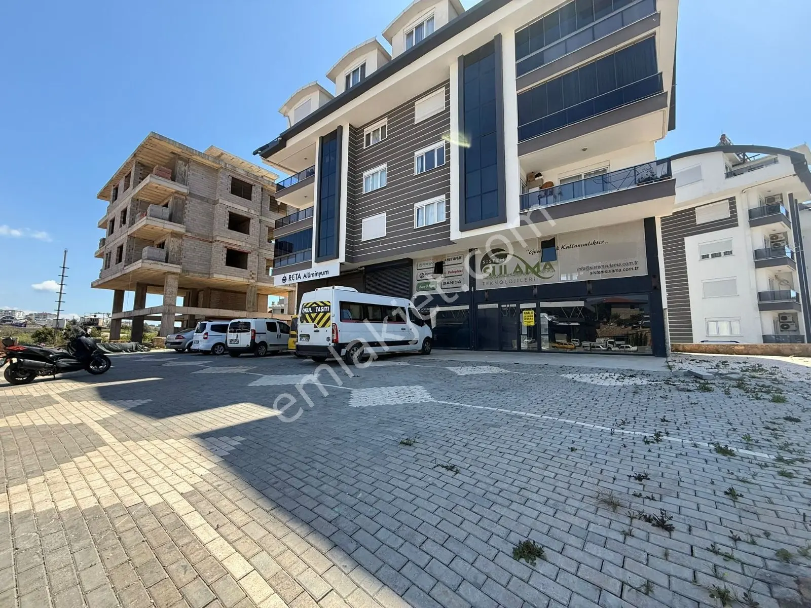 Alanya Obada Çevre Yolu Üzeri Kiralık Dükkan