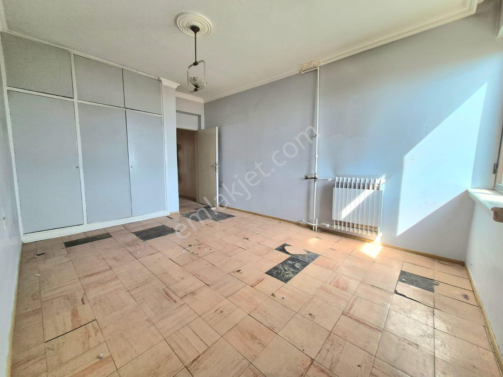 Bostanlı Bestekar Sadi Hoşses Sk. Ful Deniz Manzaralı 3+1 150m2 - Görsel 17