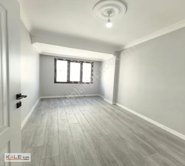 Tem Oto Yolunun Dibide Satılık 2+1 Sıfır Daire - Görsel 3