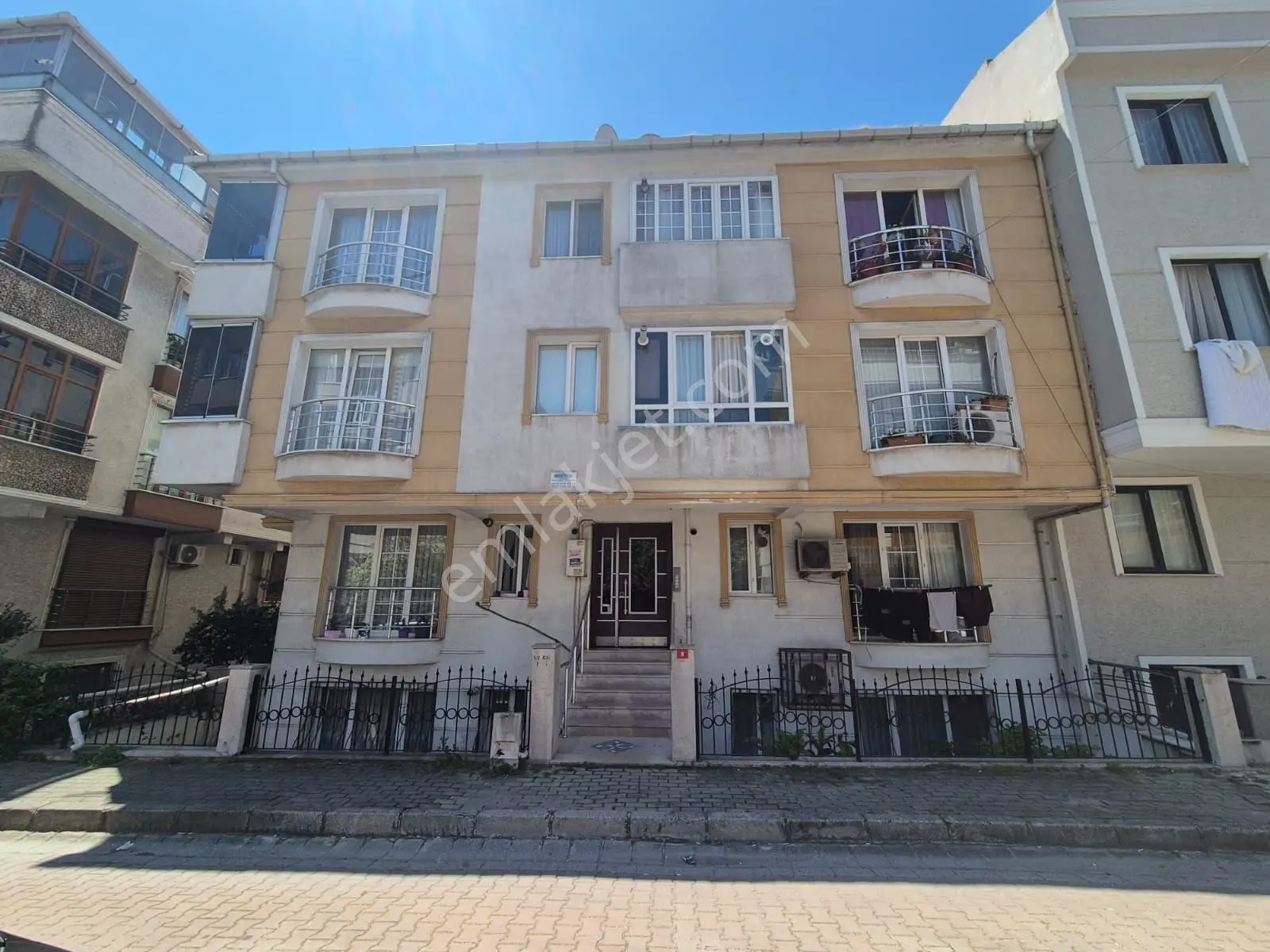 Re/max Hedef' Ten Cihangir' De Metrobüse Yakın 3+1 Dubleks Daire - Görsel 9