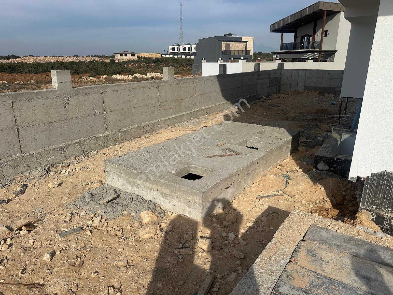 Kemerağzında Vatandaşlığa Uygun,faturalı, Özel Havuzlu 4+1 Villa - Görsel 12