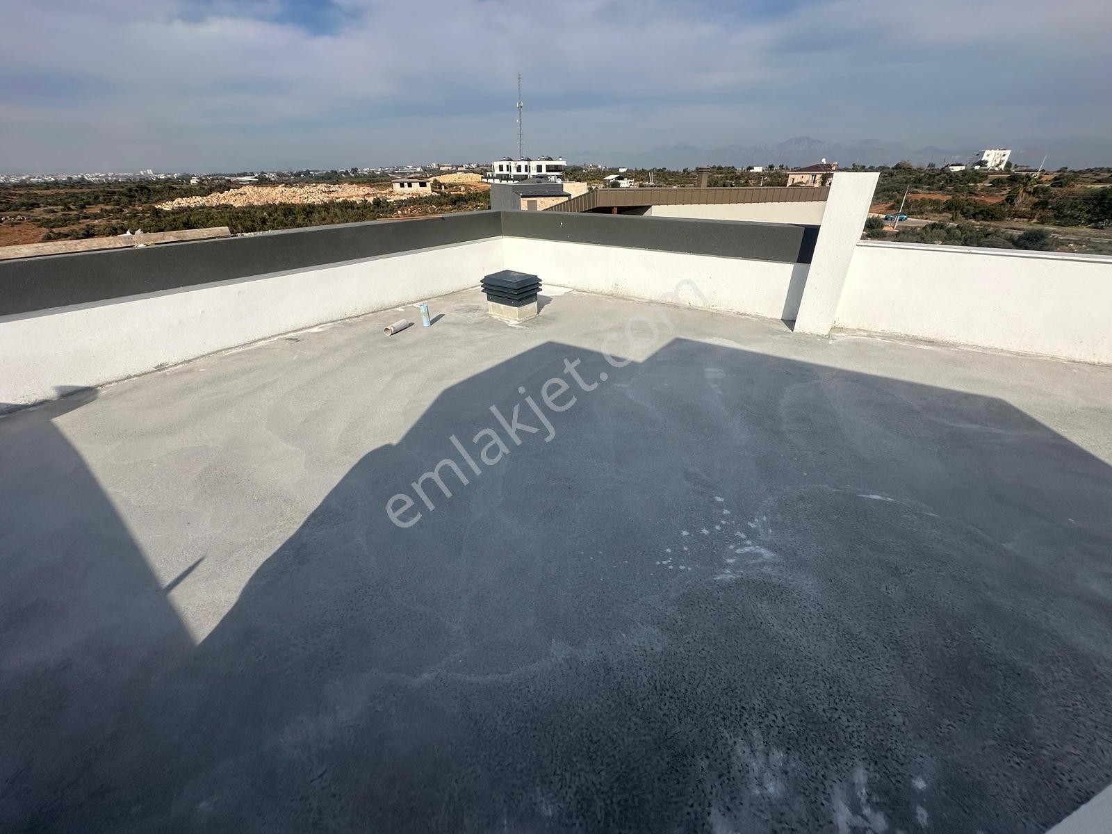 Kemerağzında Vatandaşlığa Uygun,faturalı, Özel Havuzlu 4+1 Villa - Görsel 16