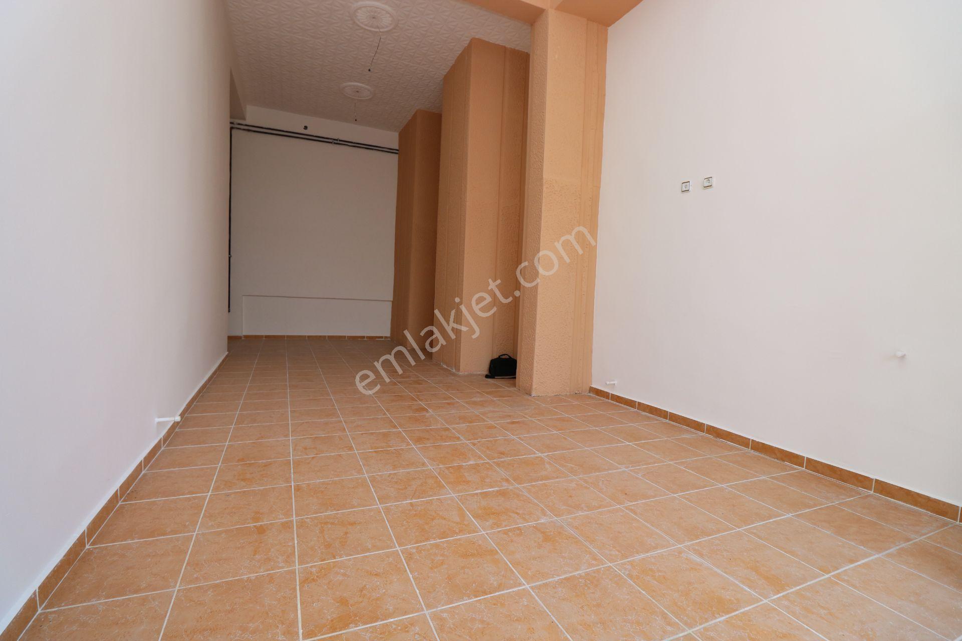 Elvanda Cadde Cephe 35 M2 Kiralık Dükkan - Görsel 15