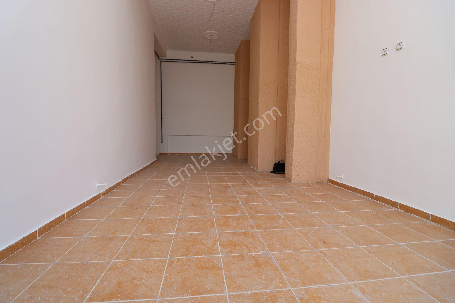 Elvanda Cadde Cephe 35 M2 Kiralık Dükkan - Görsel 16