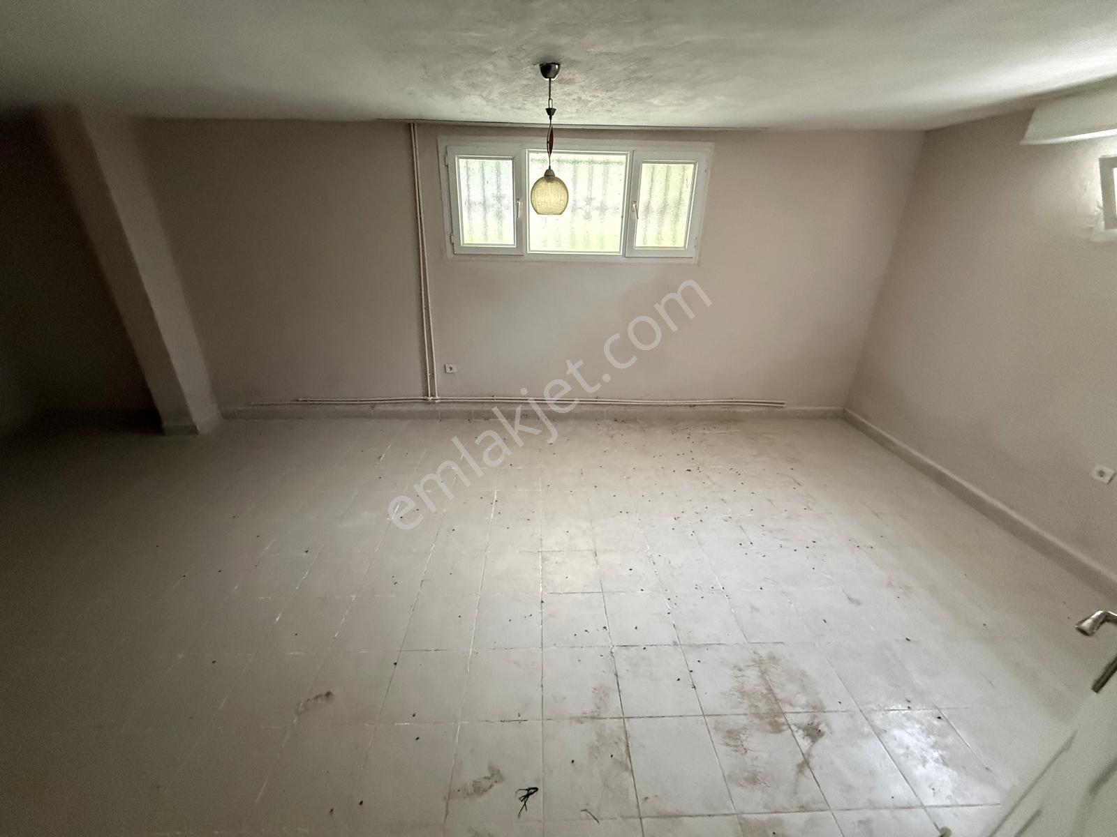Kuşadası Kuştur Mevki Köşe Konum Geniş Bahçeli 3+2 Satılık Villa - Görsel 14