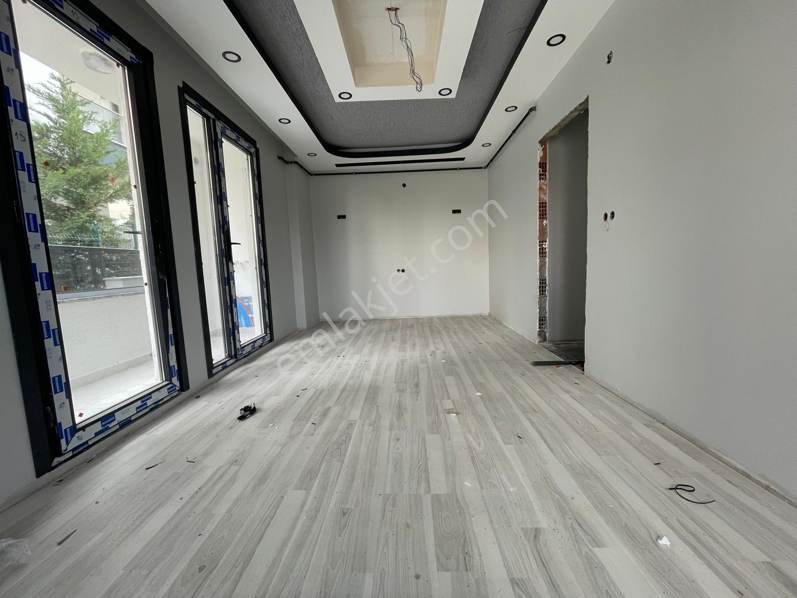 Sıfır Mustafapaşa 2+1 Asans.iskanlı 85m² Fırsat Ön Cephe !!! - Görsel 17