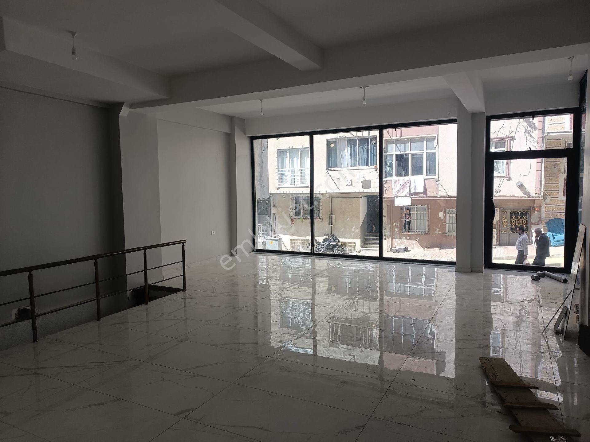Araz Gayrimenkul Esentepe Mah.kiralık Depolu Dükkan - Görsel 2