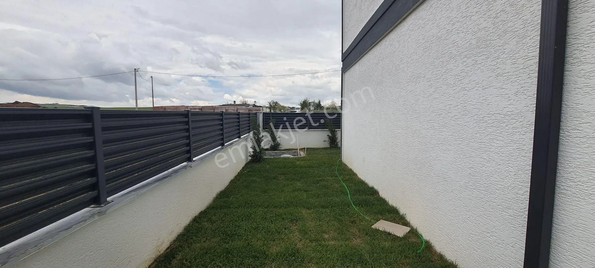 Yeniçiftlik'de 4+1 Büyük Havuzlu Villa#kartallar'dan# - Görsel 4