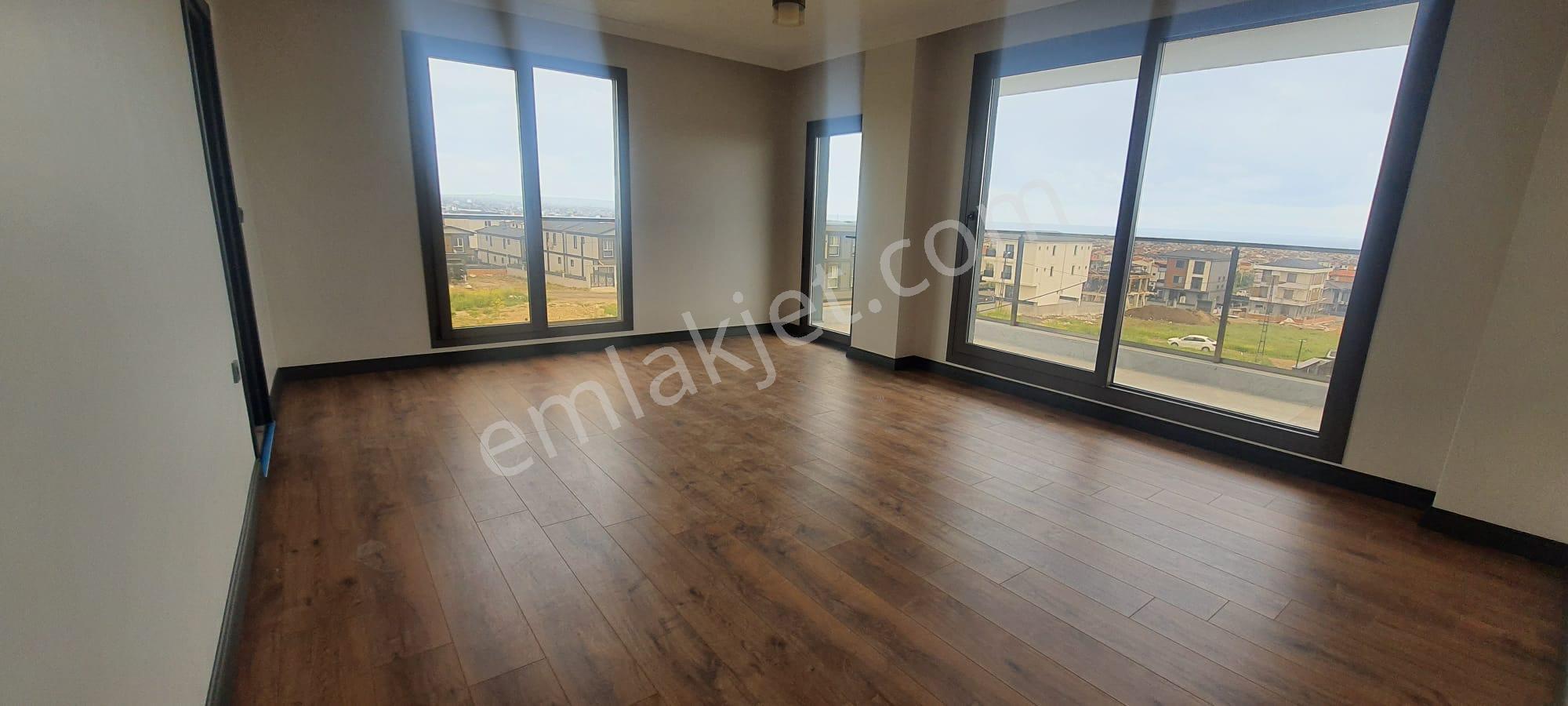 Yeniçiftlik'de 4+1 Büyük Havuzlu Villa#kartallar'dan# - Görsel 34