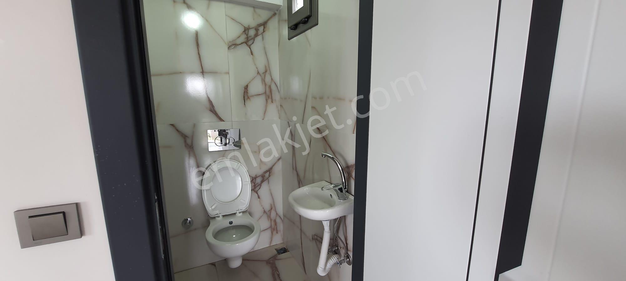 Yeniçiftlik'de 4+1 Büyük Havuzlu Villa#kartallar'dan# - Görsel 10