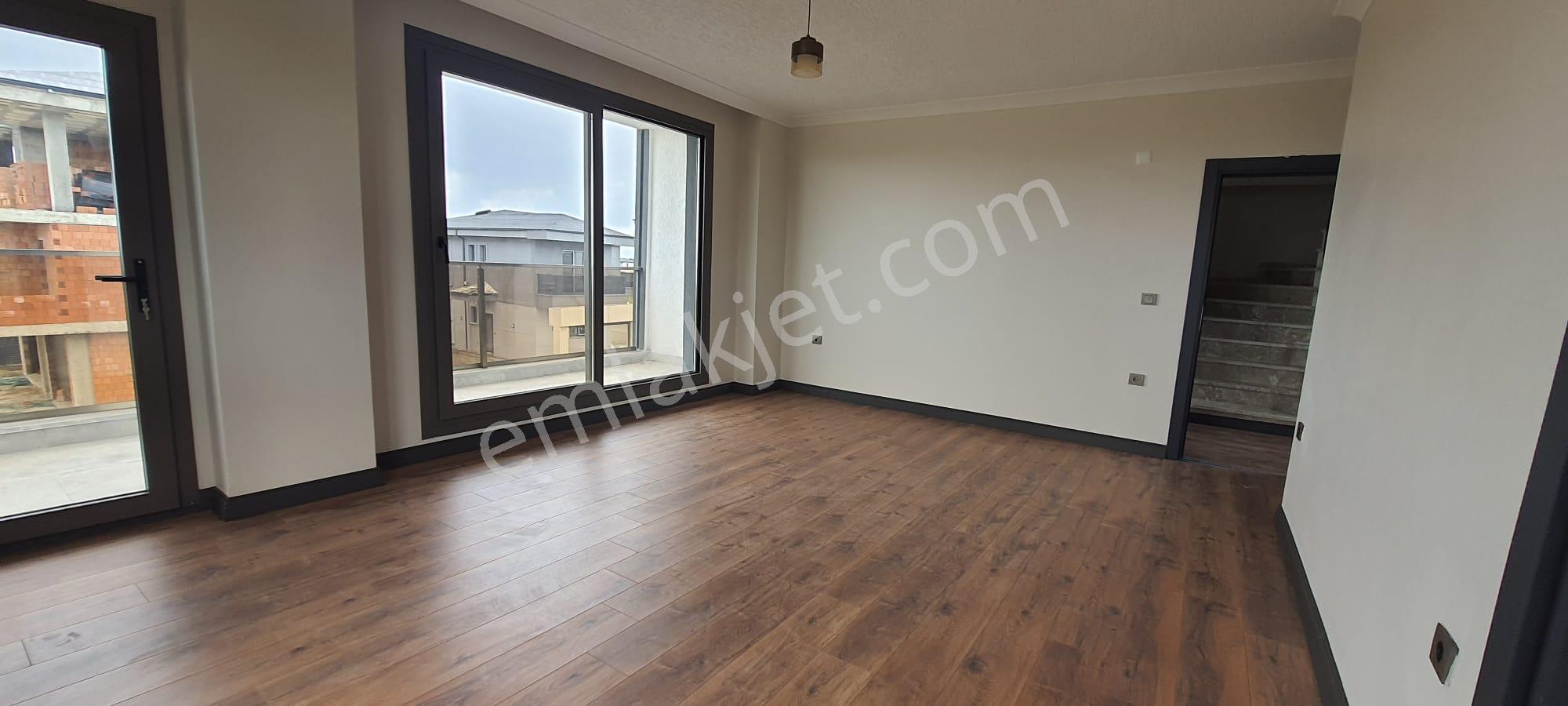 Yeniçiftlik'de 4+1 Büyük Havuzlu Villa#kartallar'dan# - Görsel 21