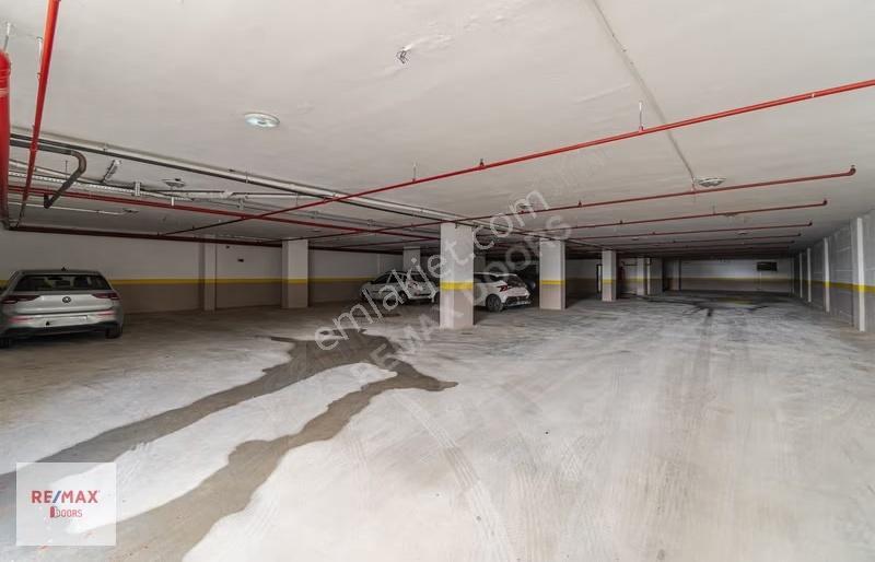 Döşemealtı Yeniköy Mahallesi'nde Site İçi Yüzme Havuzlu 2+1