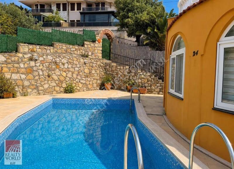 Realty World Elitten Müstakil Havuzlu Lüx Villa - Görsel 17