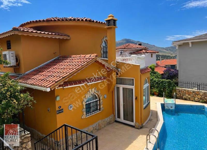 Realty World Elitten Müstakil Havuzlu Lüx Villa