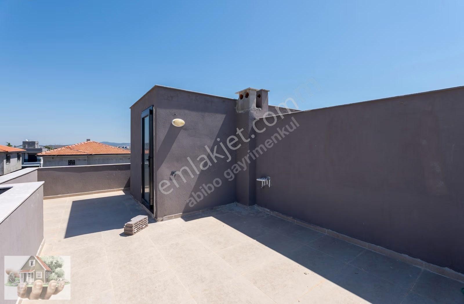 Dikili Çandarlı'da Satılık İkiz Yazlıklar (85m², Deniz Yakını) - Görsel 17
