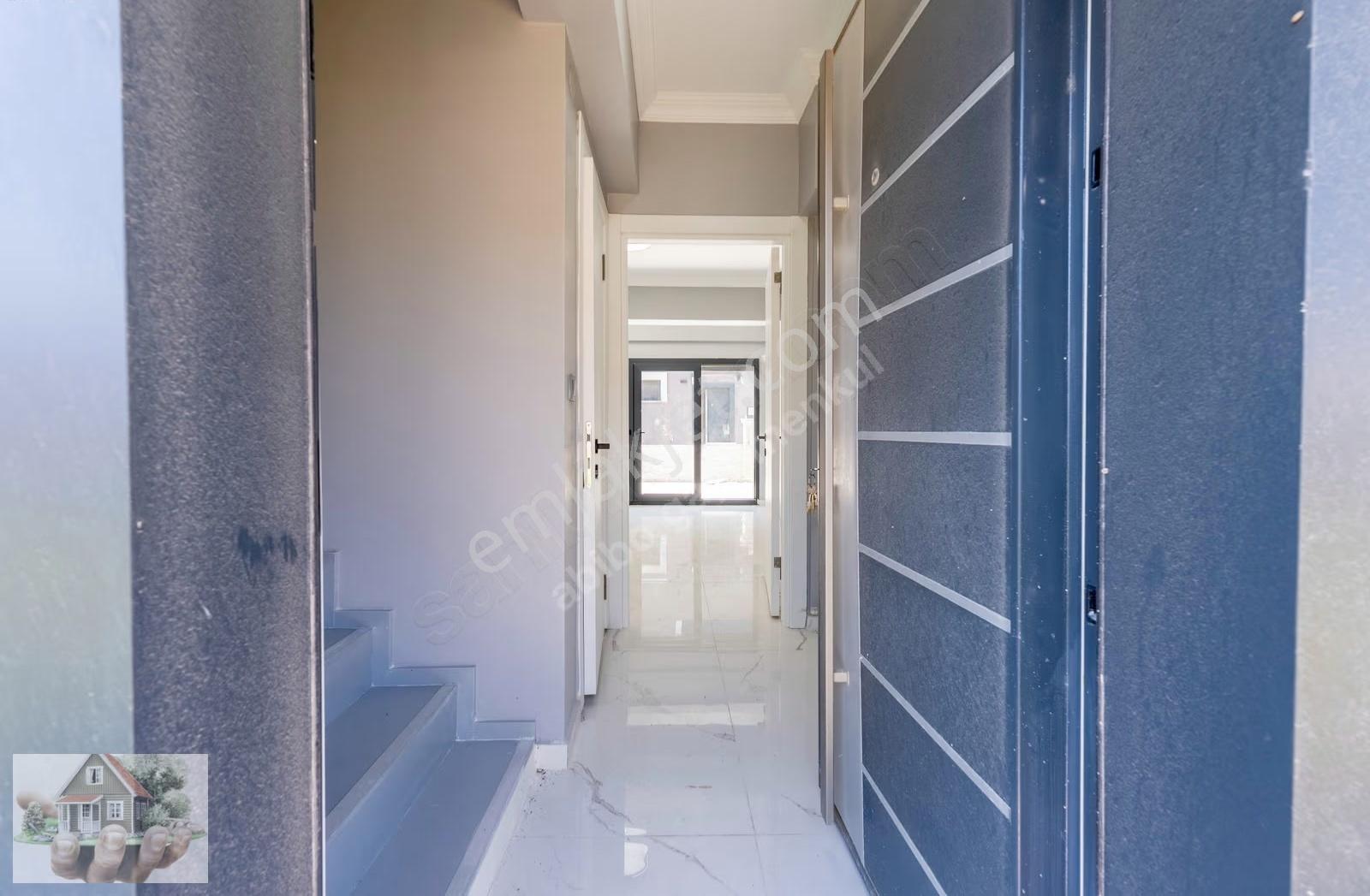 Dikili Çandarlı'da Satılık İkiz Yazlıklar (85m², Deniz Yakını) - Görsel 14