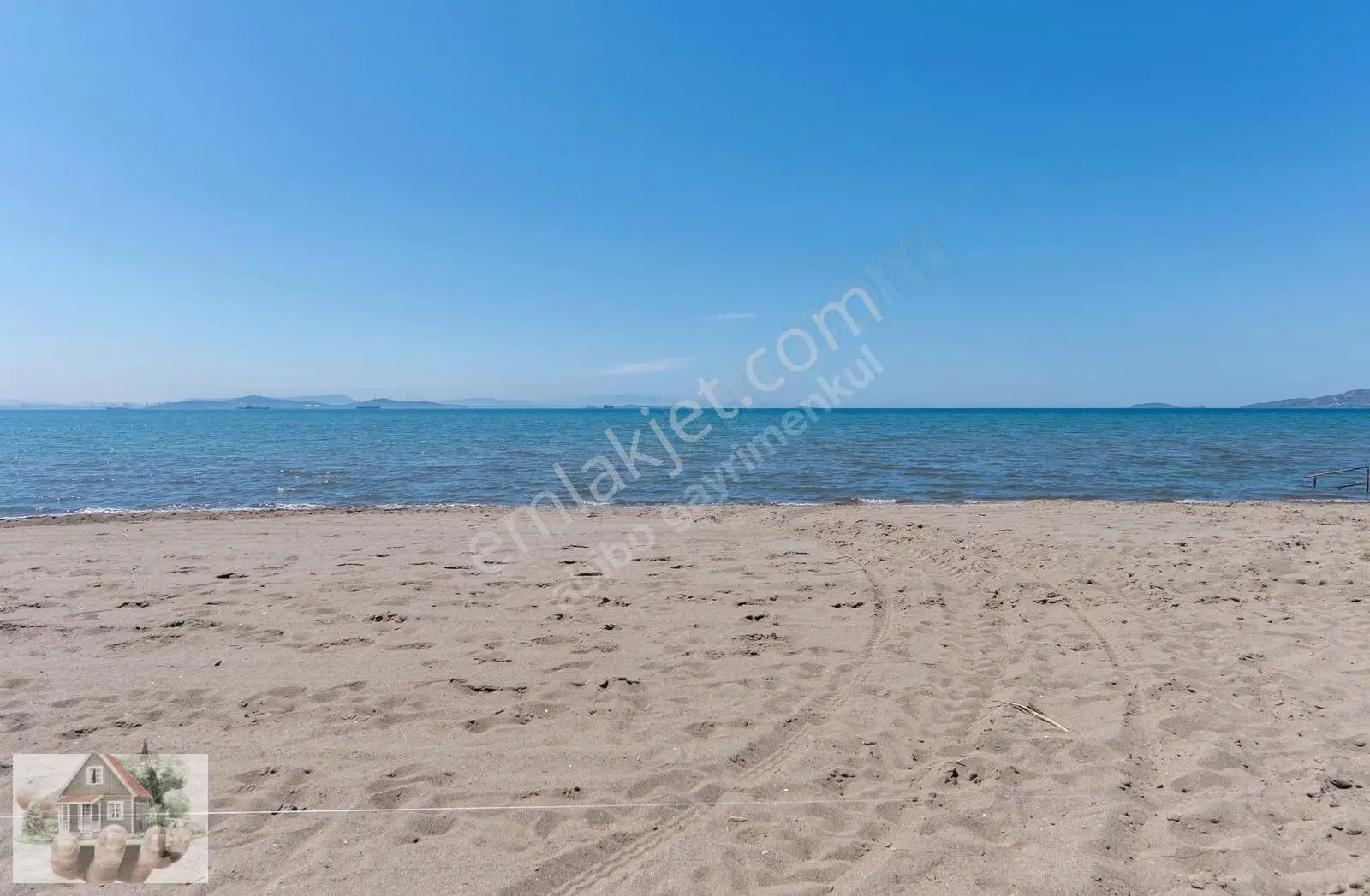 Dikili Çandarlı'da Satılık İkiz Yazlıklar (85m², Deniz Yakını) - Görsel 27