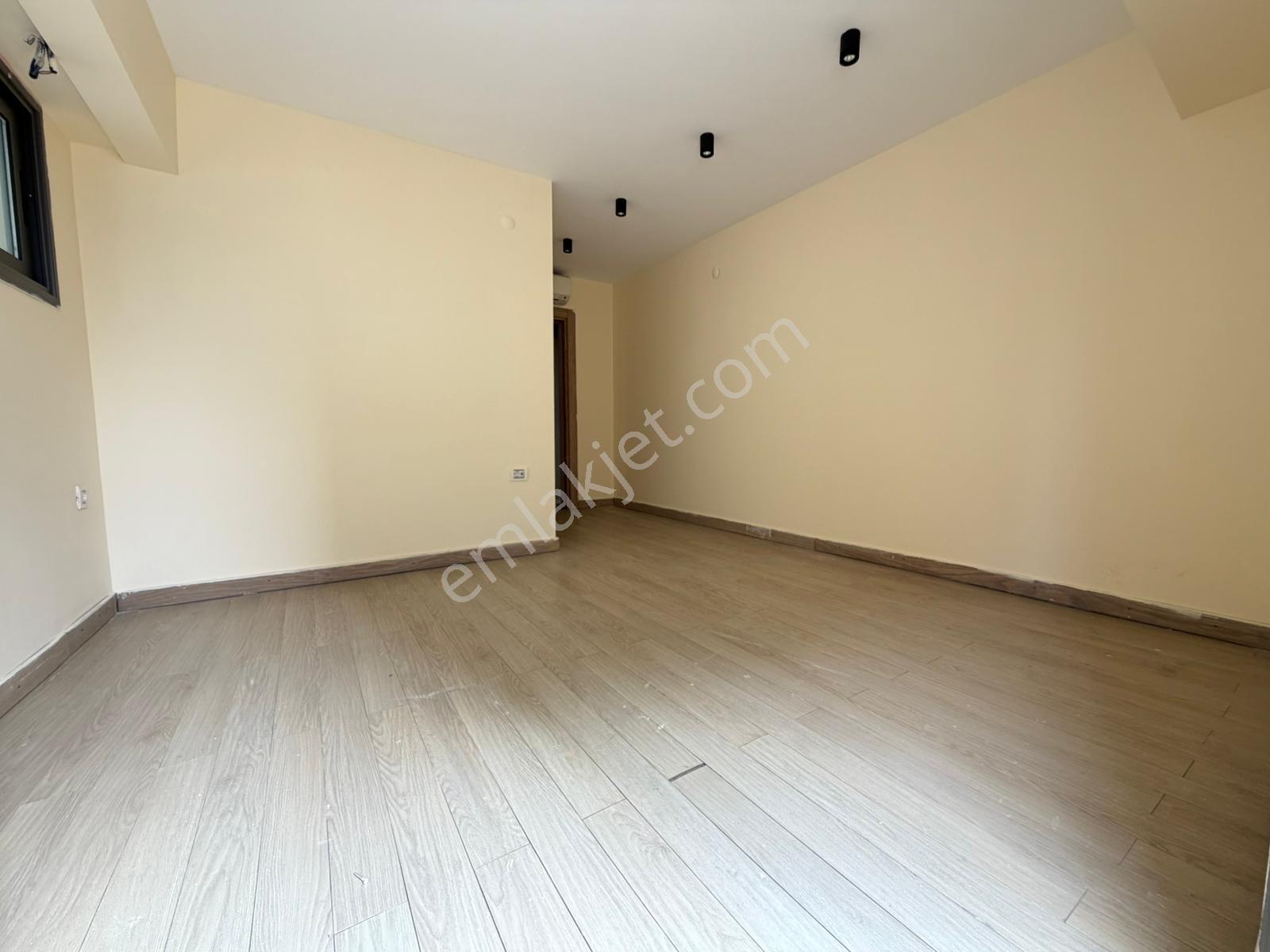 Şehir Merkezinde Kiralık Ofisler - Görsel 15