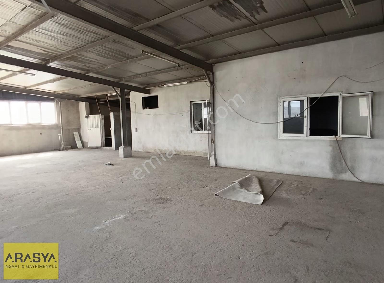 3. Sanayide Çok Güzel Konumda 700 M2 Kapalı Alanlı Dükkan - Görsel 3